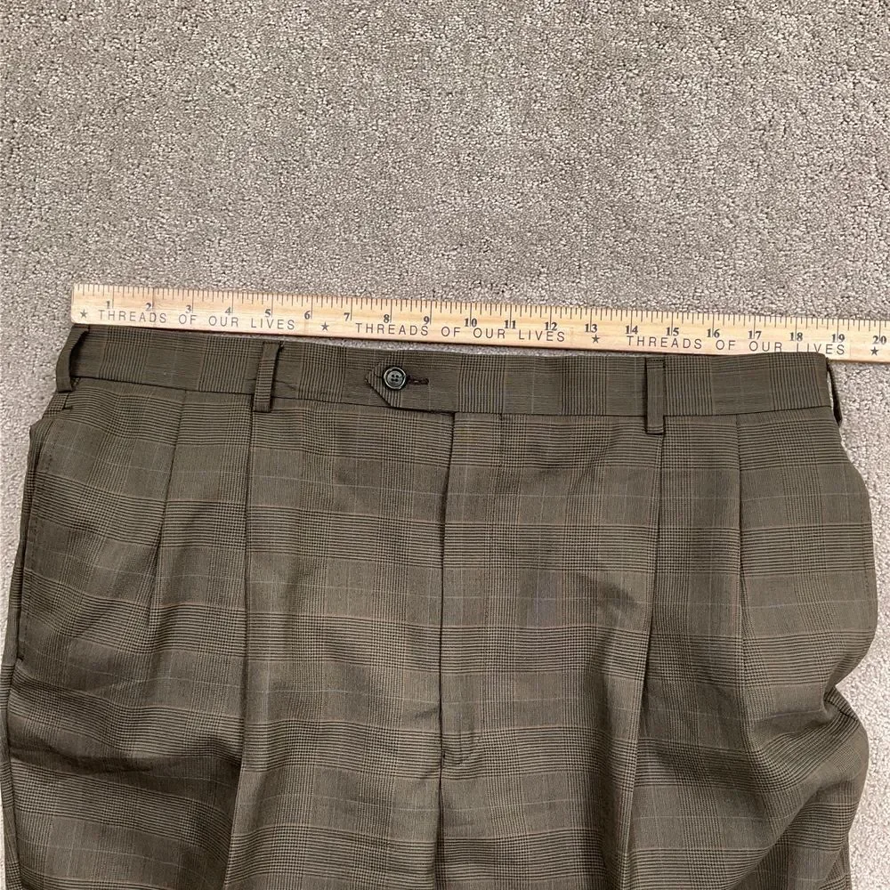 Jos. A‎ Bank Suit Men 43R 36W 28L Brown Plaid Wool Classic Fit Career Wool 2pc